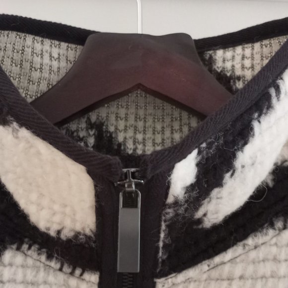 'FRENCH CONNECTION' Wool blend Cape with Pockets Size S-M Large Houndstooth - Picture 4 of 11